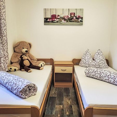 נין Holiday Home Matea By Interhome מראה חיצוני תמונה