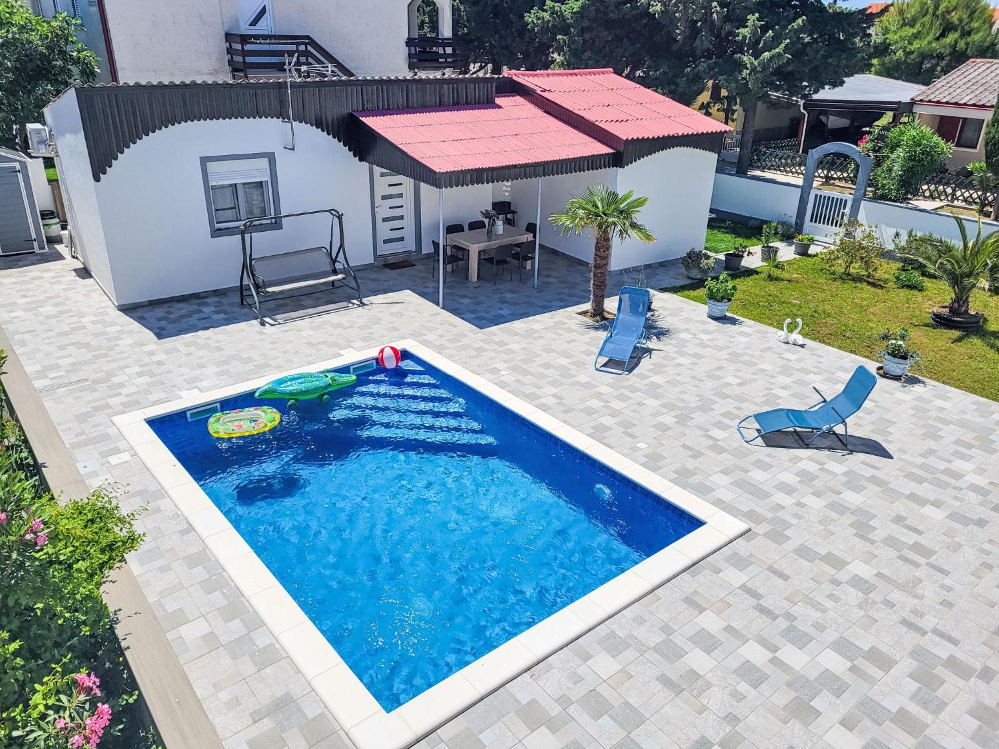 נין Holiday Home Matea By Interhome מראה חיצוני תמונה
