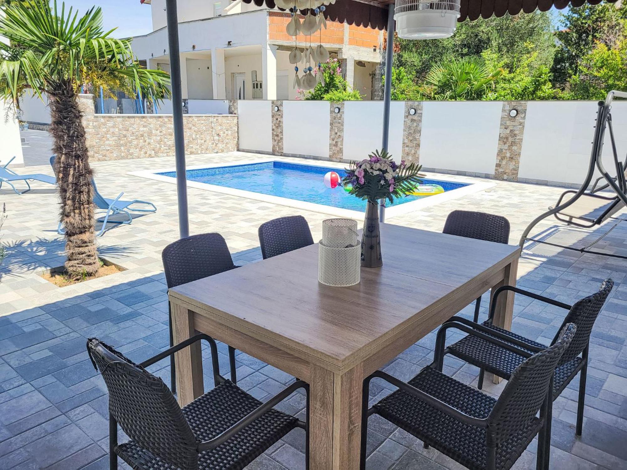 נין Holiday Home Matea By Interhome מראה חיצוני תמונה